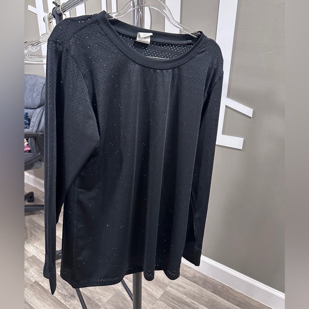 Zyia black long sleeve top size large